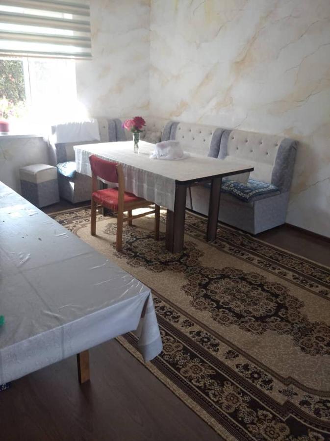 Tert-Kul' "Kamchybek Ata" Guest House B&B מראה חיצוני תמונה